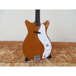 Basgitaar Danelectro 3412 Shorthorn