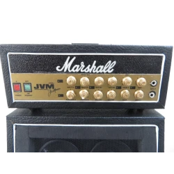 Versterker met box van MARSHALL JCM800/JCM900/JVM Lead 1960 ZEER GEDTAILLEERDE VERSIE