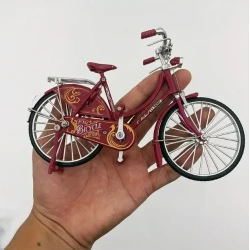 Miniatuur fiets met echt...