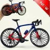 Miniatur-Fahrrad mit echten funktionierenden Pedalen