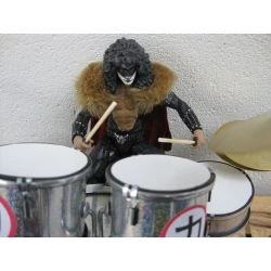 Figurine rock Eric Carr - KISS - avec batterie UNIQUE (le renard) McFarlane RARE !